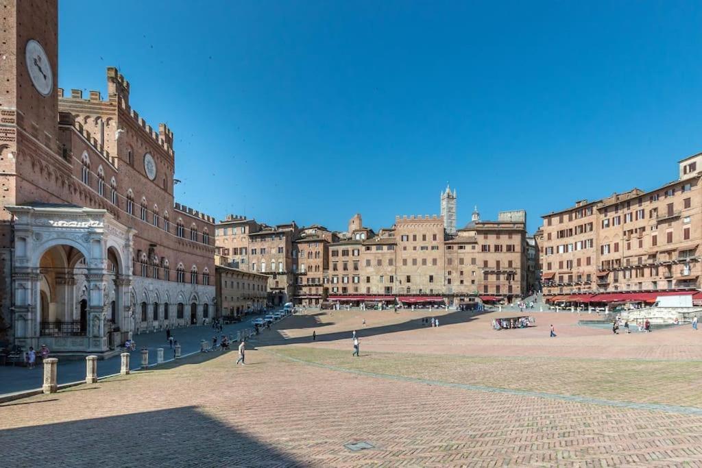 Mimosa- Loft Elegante Con Terrazza Nel Centro Di Siena Διαμέρισμα Εξωτερικό φωτογραφία