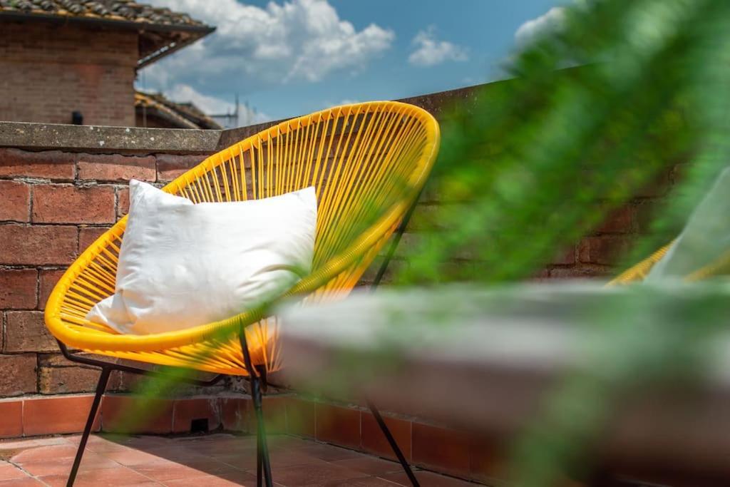 Mimosa- Loft Elegante Con Terrazza Nel Centro Di Siena Διαμέρισμα Εξωτερικό φωτογραφία