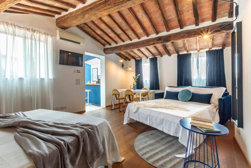 Mimosa- Loft Elegante Con Terrazza Nel Centro Di Siena Διαμέρισμα Εξωτερικό φωτογραφία